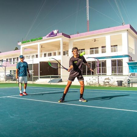 Cancun Tennis Inn Cancún Exterior foto